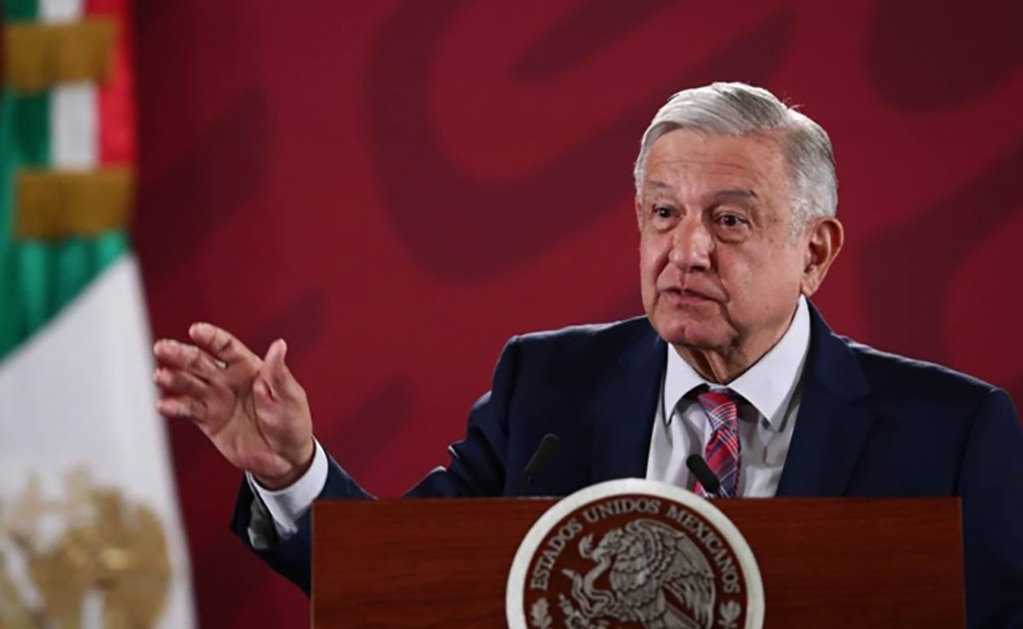 Llama AMLO a directores de institutos a apoyarlo para que ya no se cobren cuotas de recuperación