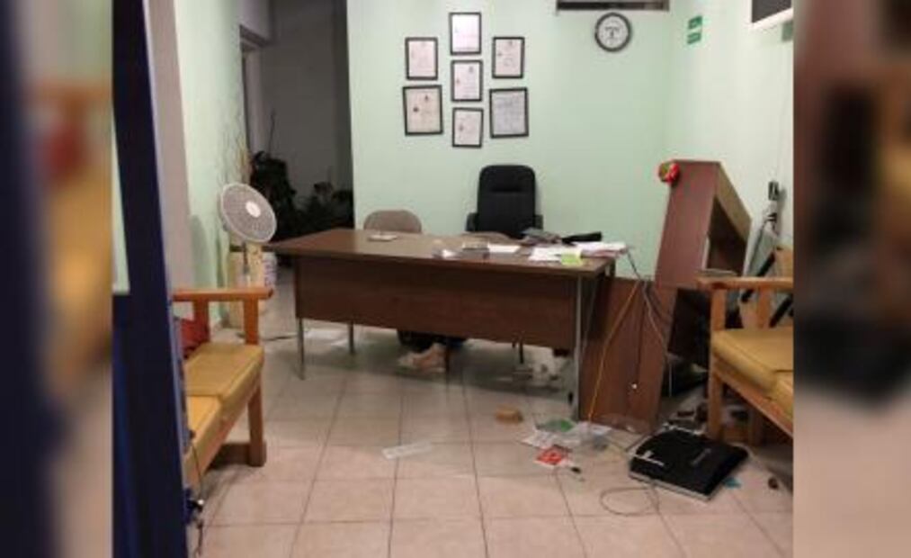Robo con violencia en consultorio, encierran al personal 