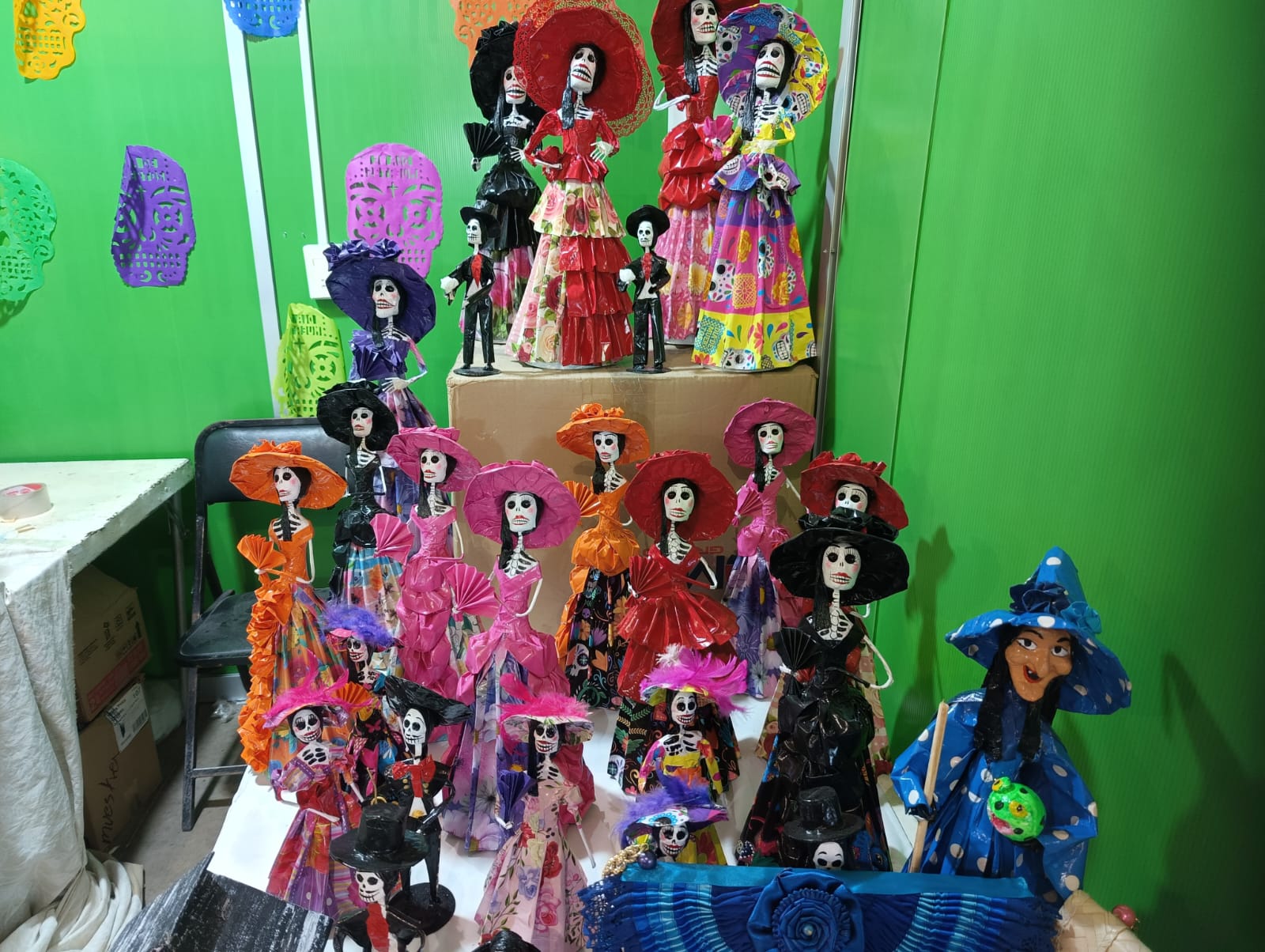 La artesana de SLP que transforma hojas de maíz en impresionantes figuras mexicanas y puedes encontrar en la Fenapo