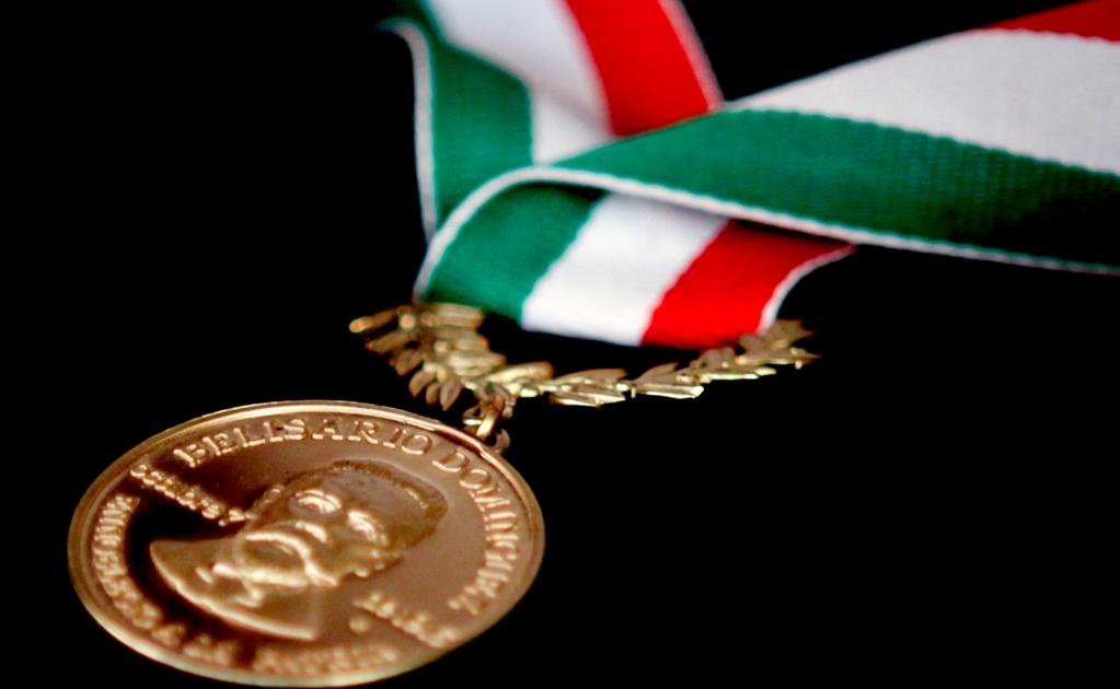 Medalla Belisario Domínguez podría ser para una mujer: Ricardo Monreal