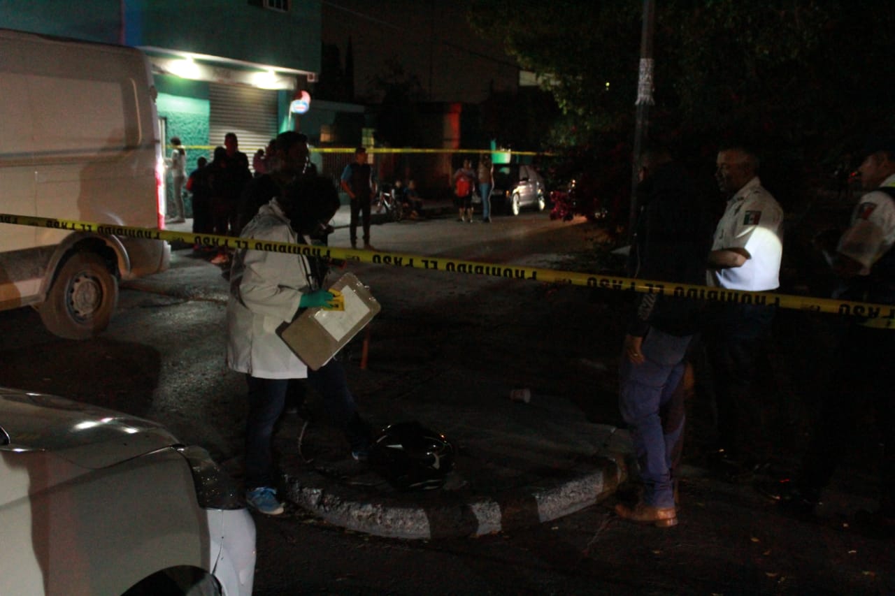 Motociclista fallece en choque