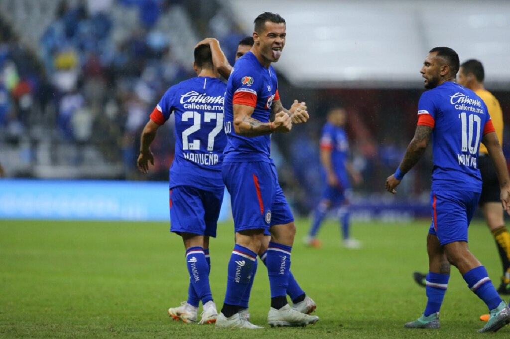 Cruz Azul, sin problemas para vencer al Atlas