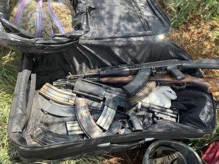 Aseguran armas y droga en Salinas de Hidalgo