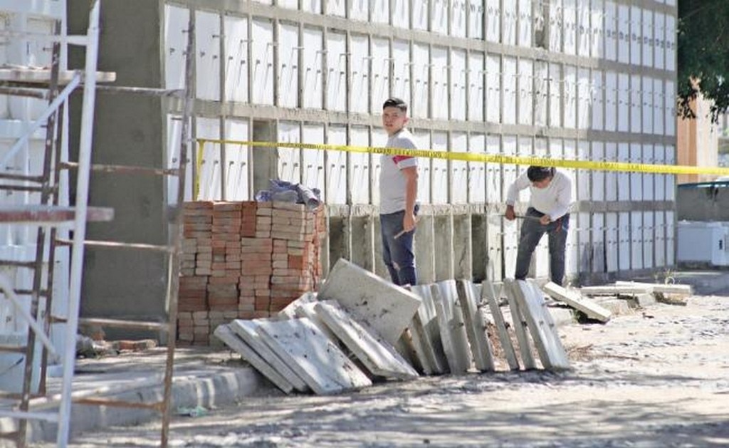  Identifican 70 de 444 cuerpos en forense de Jalisco