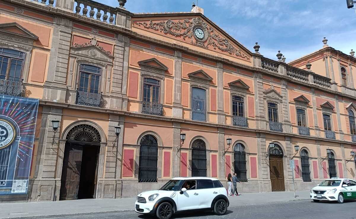 Por acoso a alumnas, 2 profesores de la UASLP han sido dados de baja en lo que va del año: rector