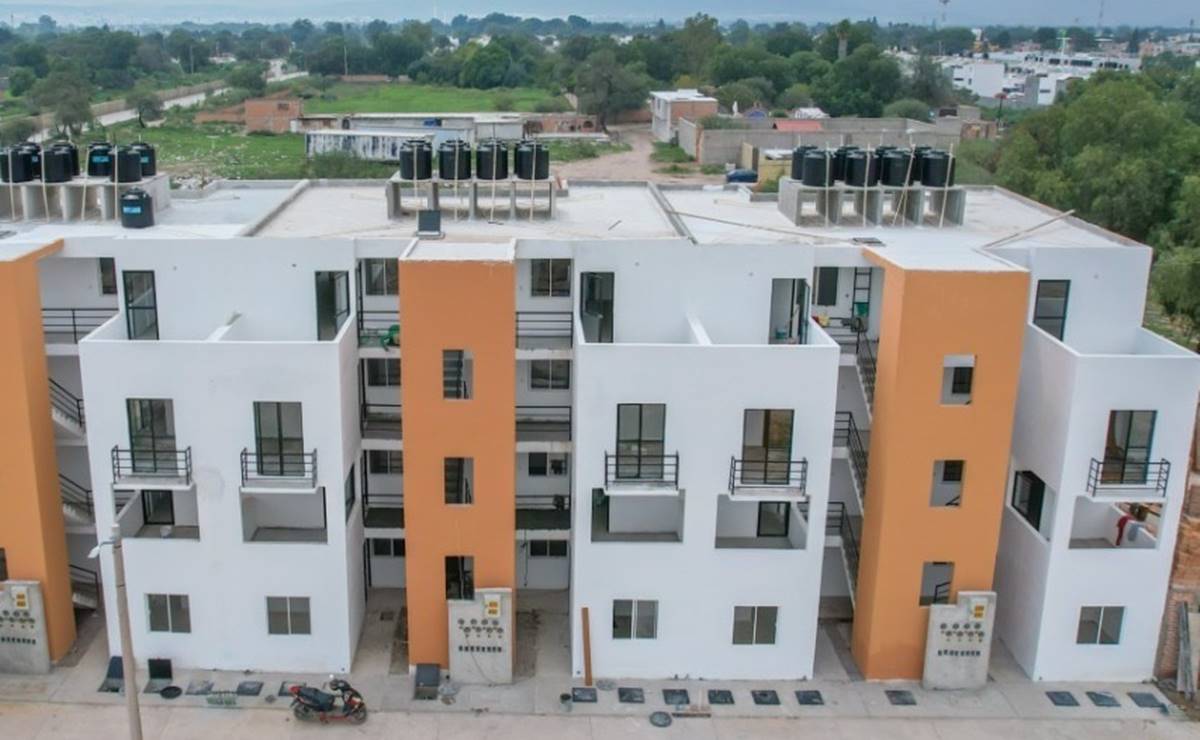 Lentitud burocrática frena construcción de 2 mil viviendas en San Luis Potosí