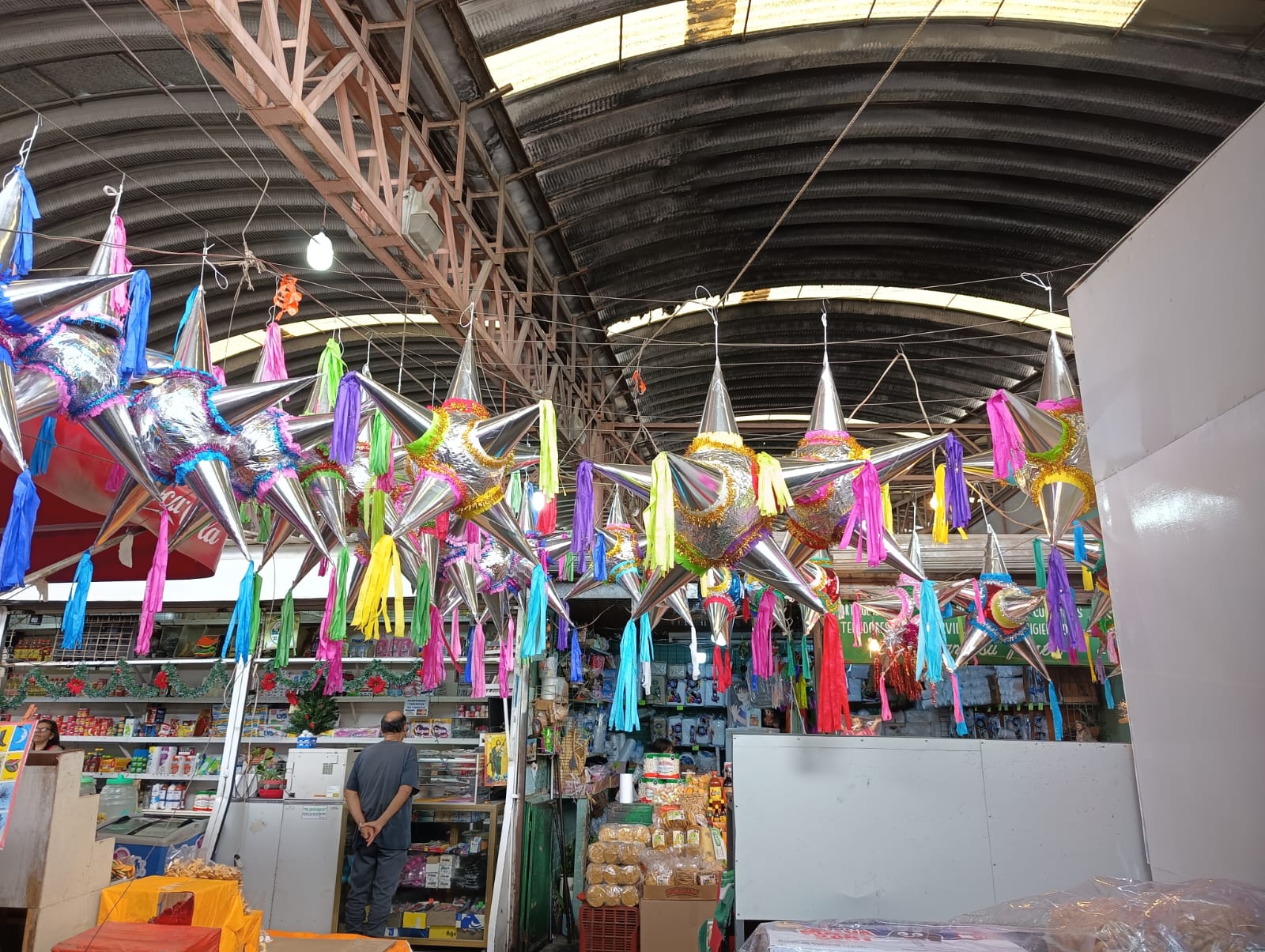 El simbolismo detrás de las piñatas de Navidad; los siete picos y su significado. Foto: Jazmín Ramírez García