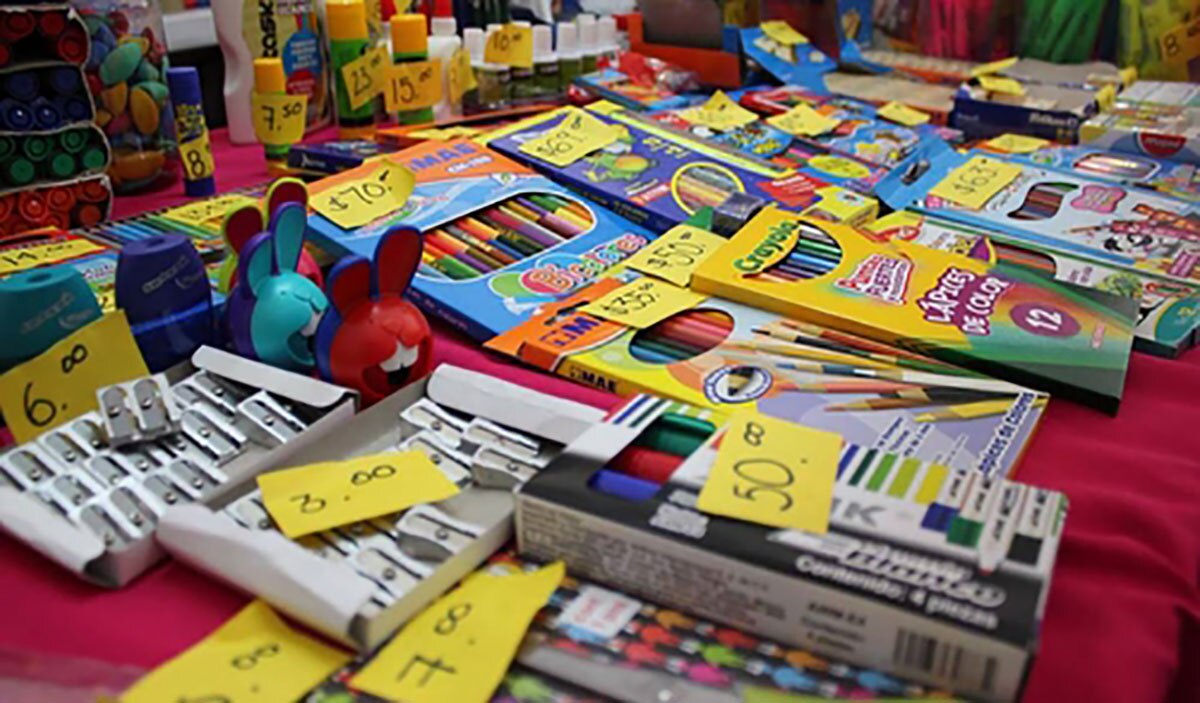 Pide diputado a centros educativos no hacer gastar de más a papás