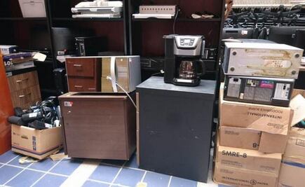  PRI en San Lázaro regala muebles y hasta cafeteras que ya no utiliza