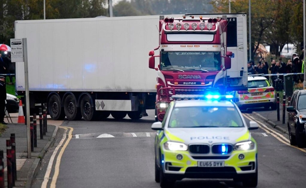 El remolque había llegado a Purfleet, en el estuario del río Támesis, en un ferry desde el puerto belga de Zeebrugge (Foto: AFP)