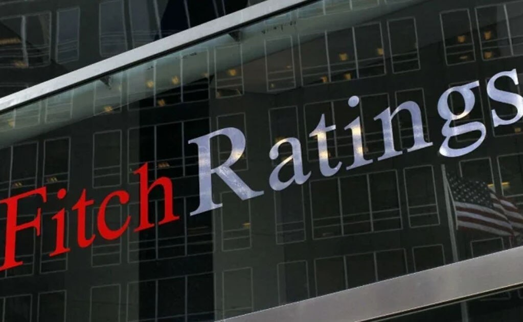 Fitch reafirma calificación BBB para México; prevén baja en crudo de Pemex