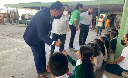 Encendedores y tijeras de punta, detectados en preescolares de SLP con "operativo mochila": Juan C. Torres 
