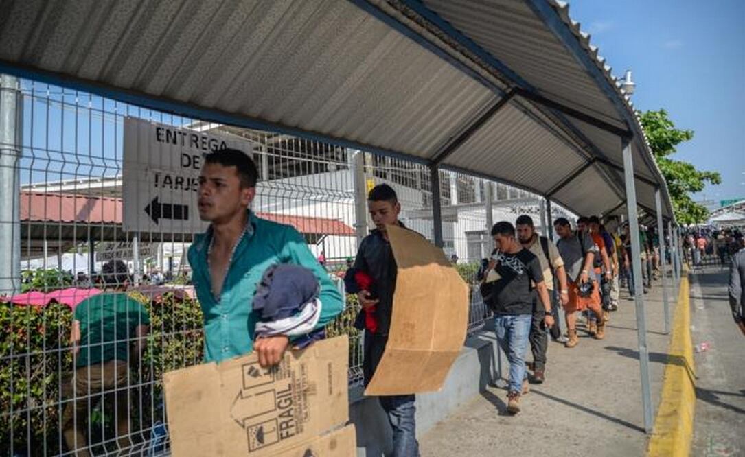 Integrantes de la caravana migrante de hondureños en ciudad Hidalgo, Chiapas. Foto: Archivo/EL UNIVERSAL