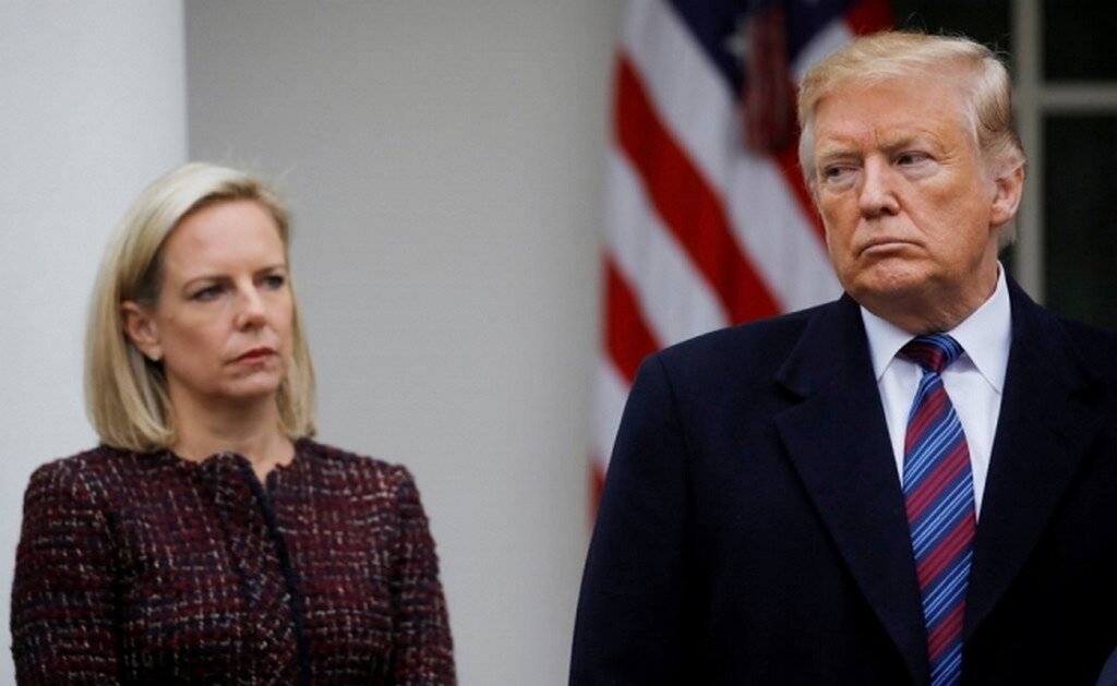 El presidente de Estados Unidos, Donald Trump, y exsecretaria del Departamento de Seguridad Nacional de Estados Unidos, Kirstjen Nielsen (Foto: Reuters)