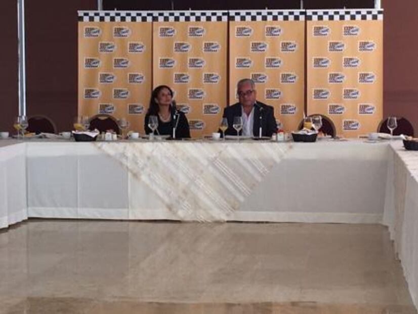 Presentan “Expo Taxi 2018” en SLP