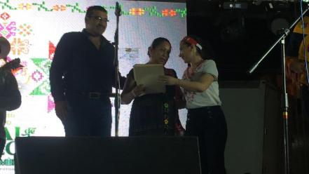 Entregan reconocimiento póstumo al músico Santos Antonio Salvador Cruz, creador de sones huastecos