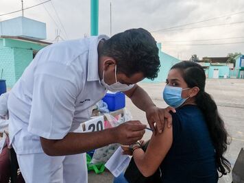 Anuncian jornada especial de vacunación en Hospital Militar para embarazadas de SLP