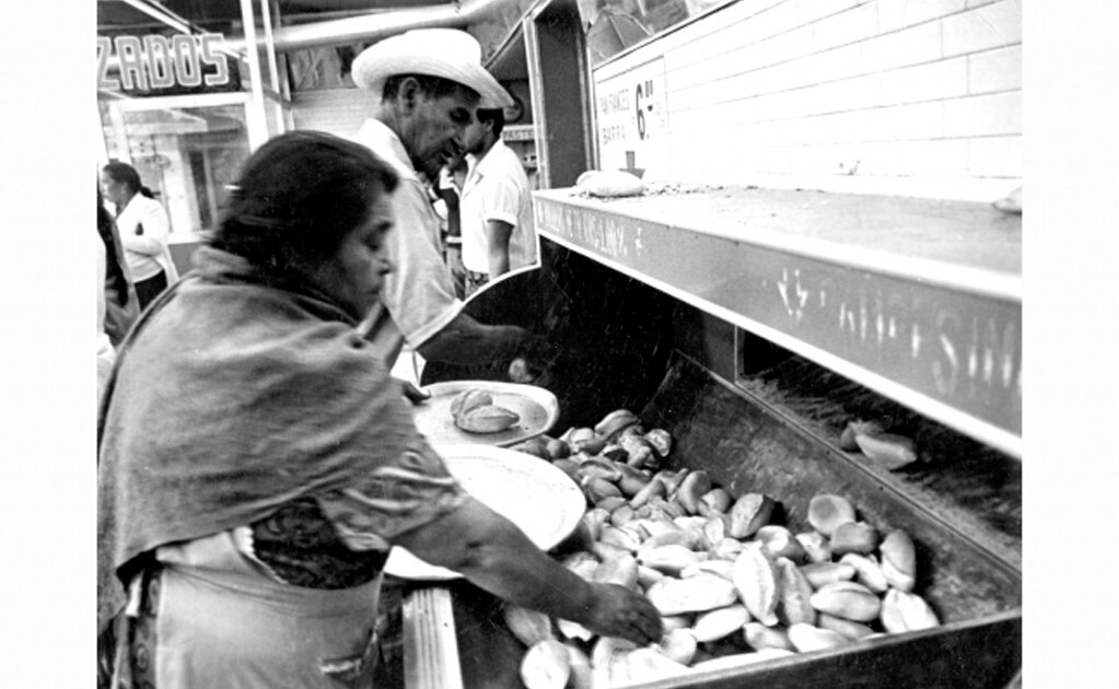 ¿Cómo llegó el bolillo a la dieta chilanga?