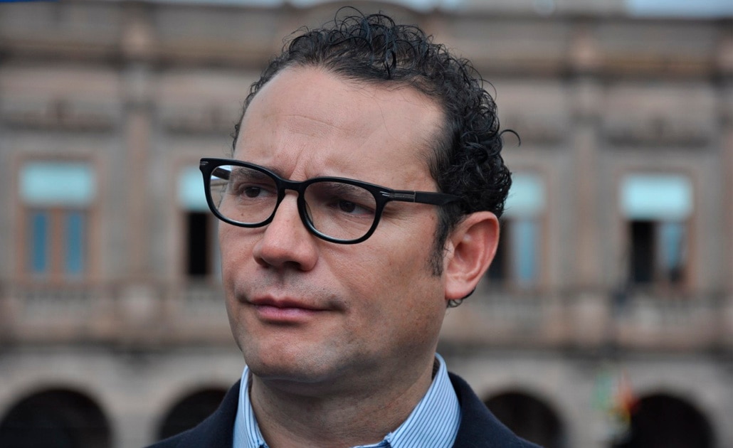 Exige Nava a AMLO voltear a ver a municipios