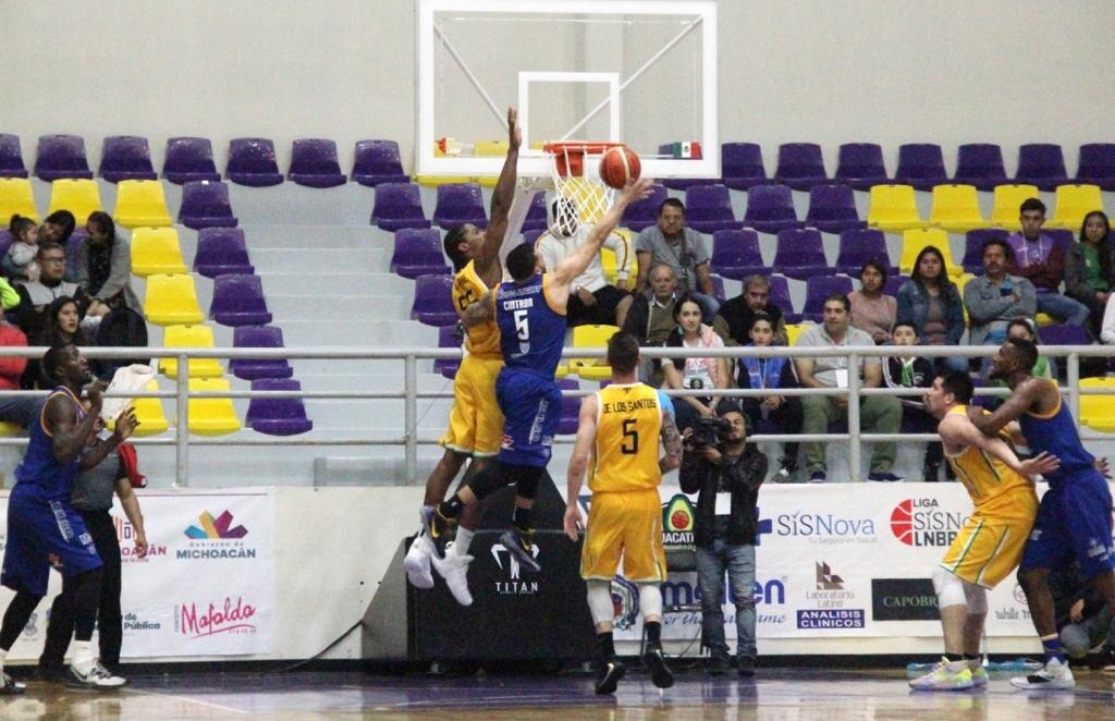 Aguacateros se lleva la serie ante el CB Santos