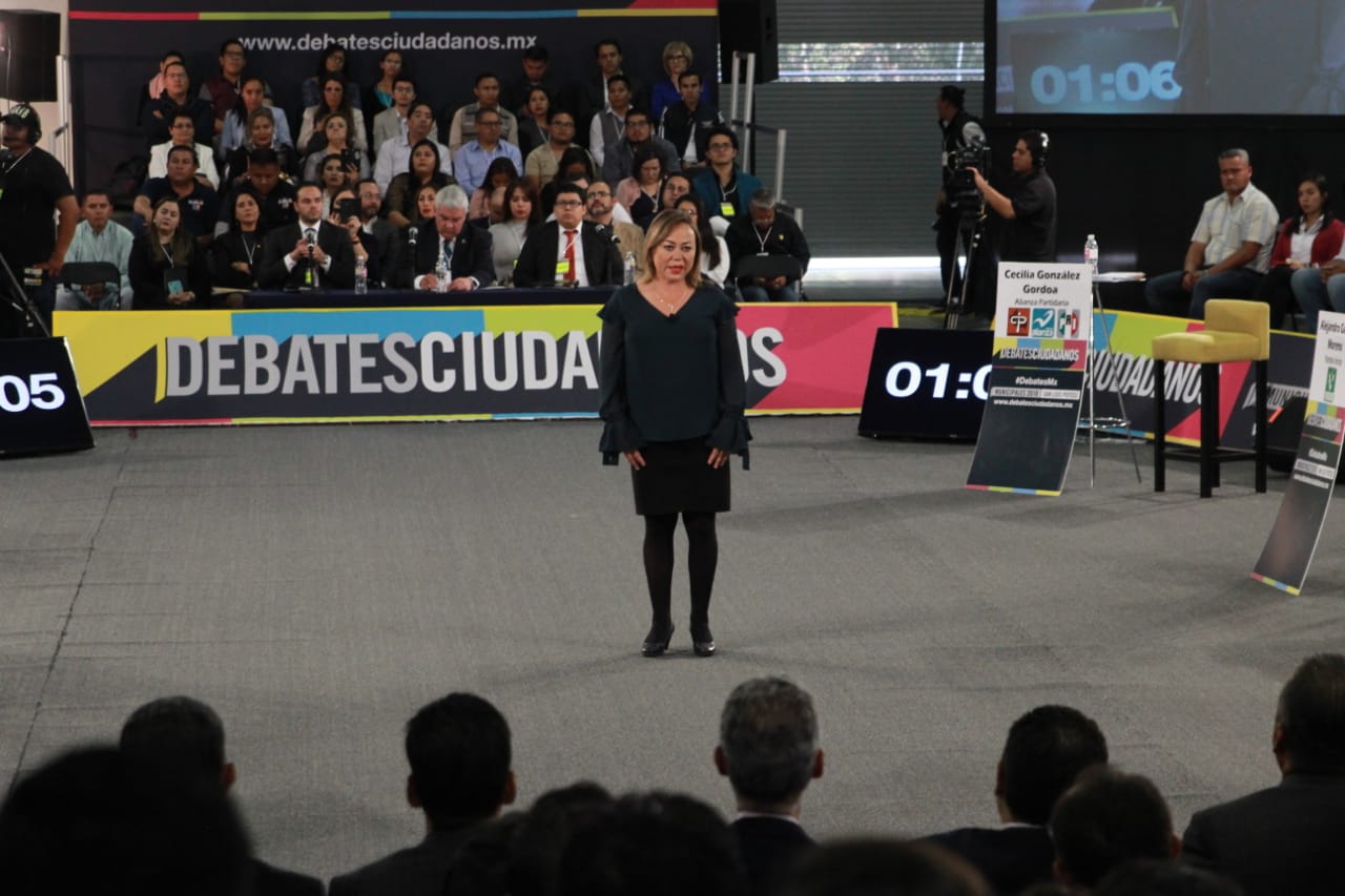 González Gordoa creció en encuestas políticas: Juárez Córdova