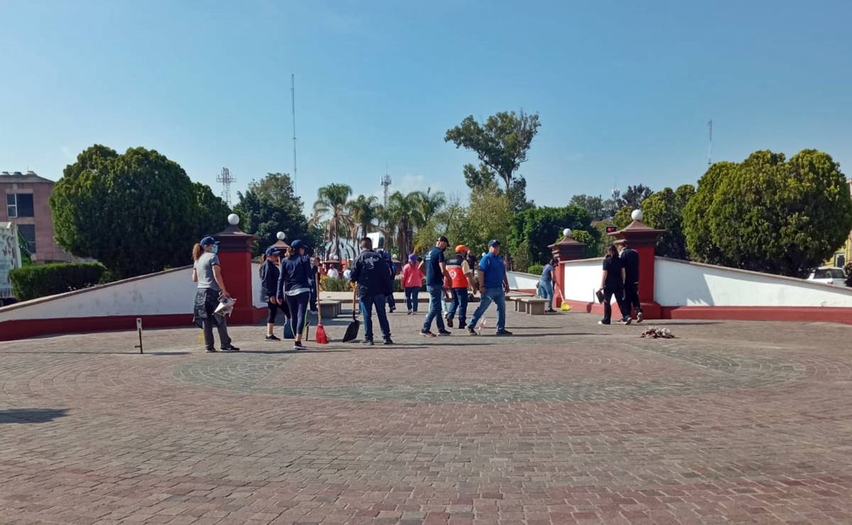 Retiran letras monumentales "navistas" de la Plaza del Milenio en San Luis Potosí