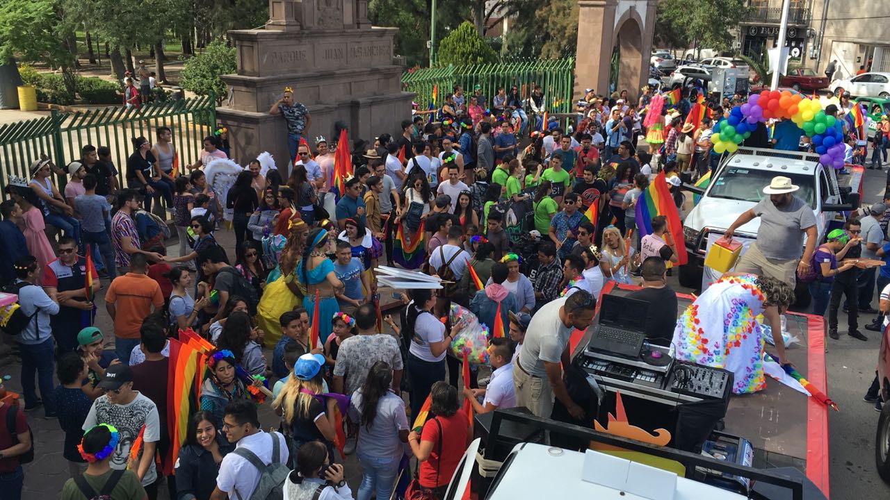Comunidad LGBTTTI levanta la voz y exige igualdad en SLP