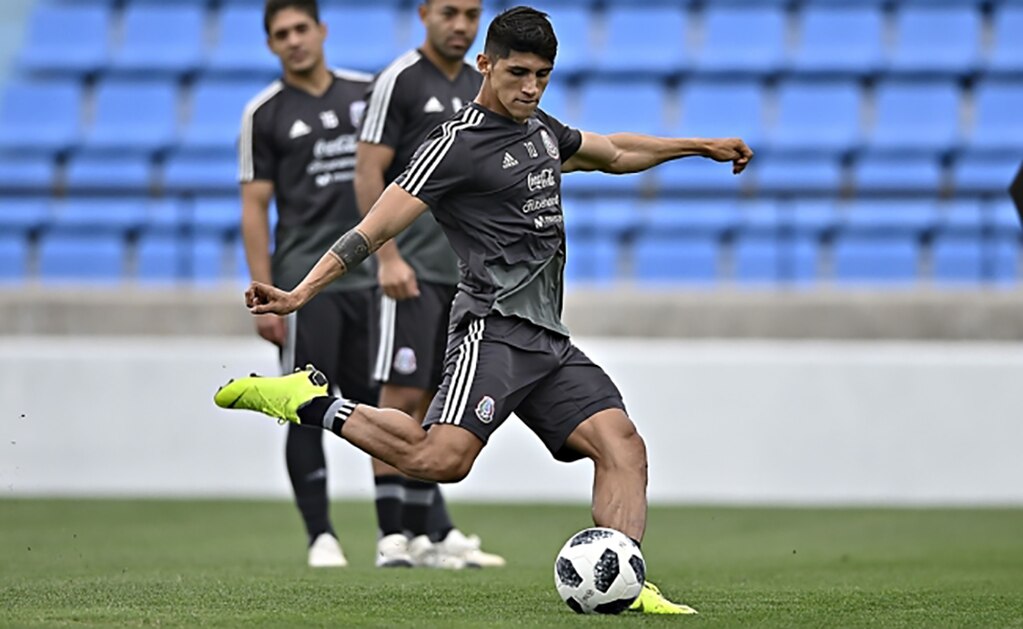 Alan Pulido, ¿La sorpresa de Martino en la selección?
