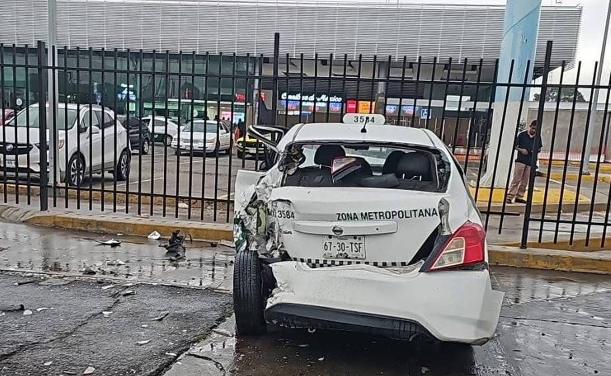 Autobús foráneo pierde el control y se impacta contra taxis en la Carretera 57, frente a la TTP