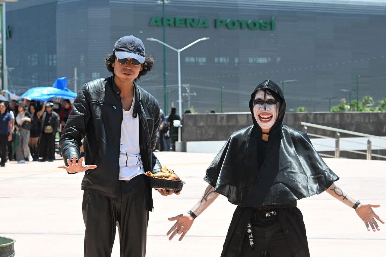 Fans previo al concierto de Marilyn. Foto: Ricardo Gallardo Cardona , X