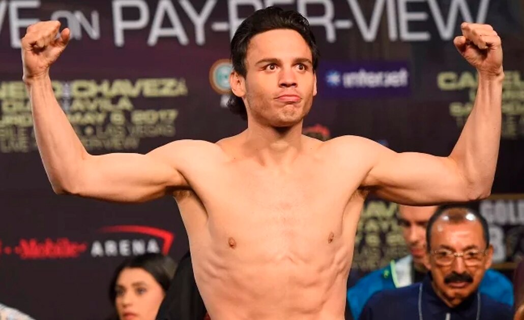 Los pobres deberían tener derecho a usar billetes falsos: JC Chávez Jr