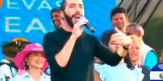 Cancillería reprocha insultos a Peña Nieto en El Salvador