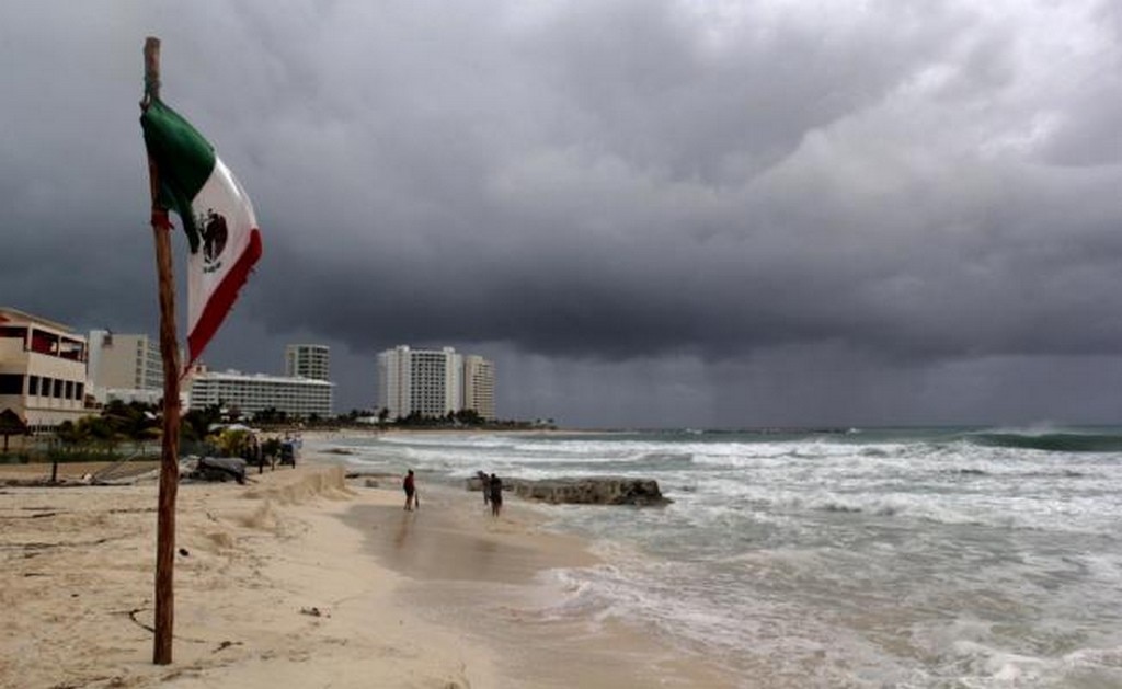  Ante huracán "Michael", emiten recomendaciones a turistas