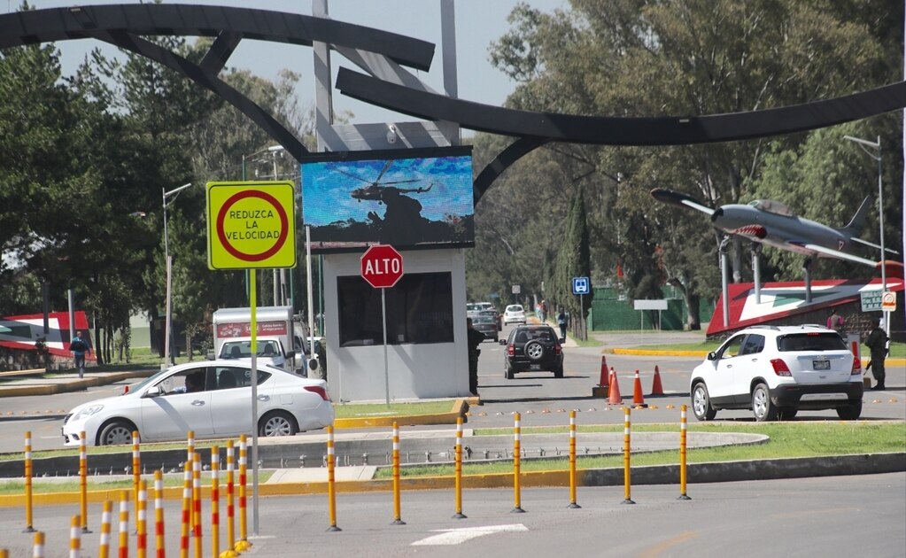 Hay mucho "jolgorio" sobre Santa Lucía: Semarnat