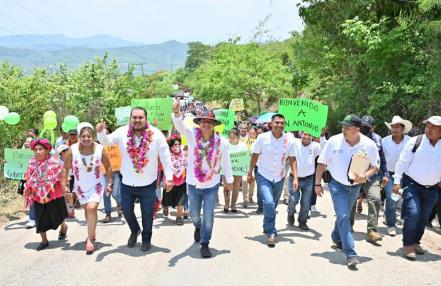 Invertirá gobierno de SLP 18 mdp en obras en beneficio de familias del municipio de San Antonio