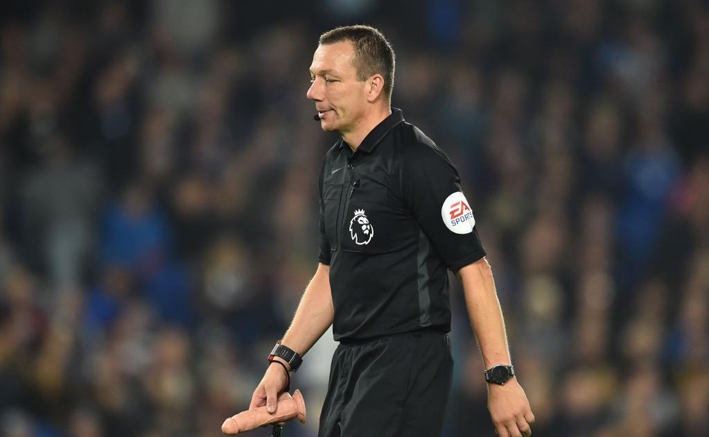 Juguete sexual detuvo partido de la Premier League