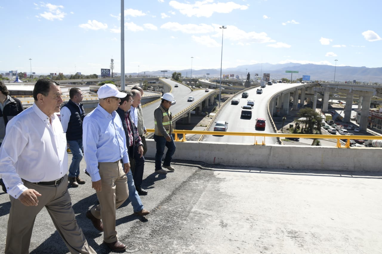 Gobernador supervisa obras en la capital del estado
