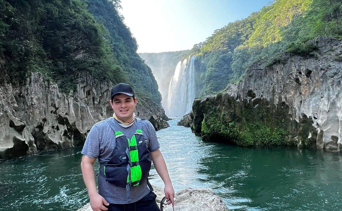 El cantante Alfredo Olivas disfruta belleza de los parajes de la Huasteca Potosina