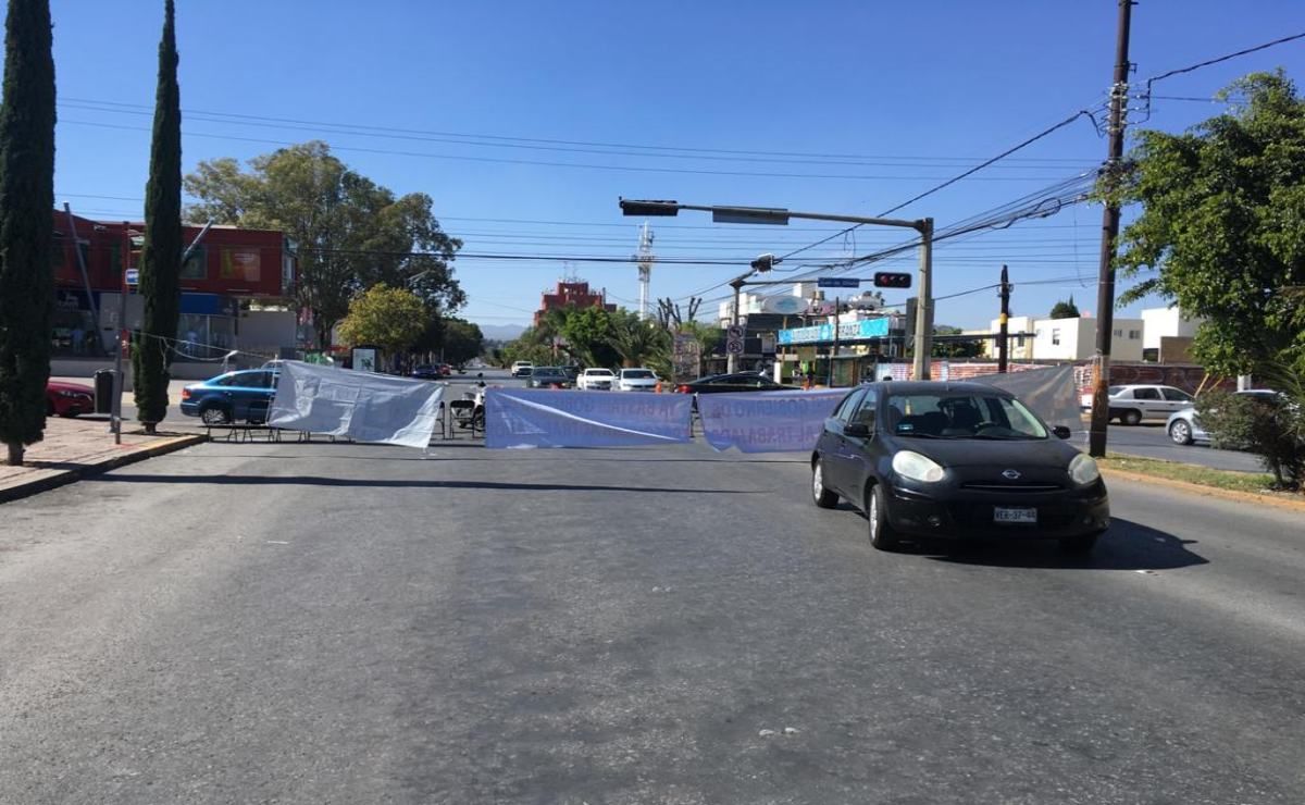 Vehículo intentó arrollar a manifestantes del SITTGE en plantón en Carranza