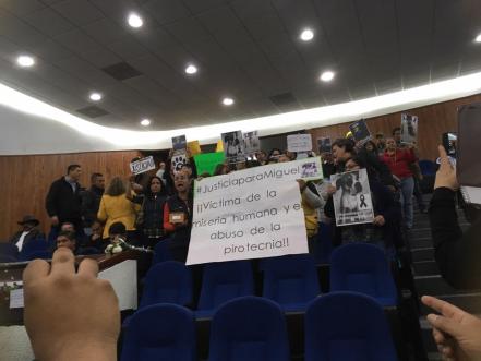 Protestan frente al Congreso, piden #JusticiaParaMiguel
