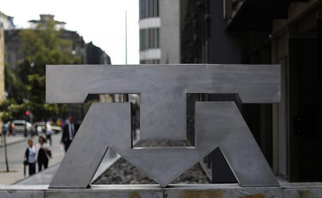 Telmex pierde 2.7 millones de líneas fijas en 3 años