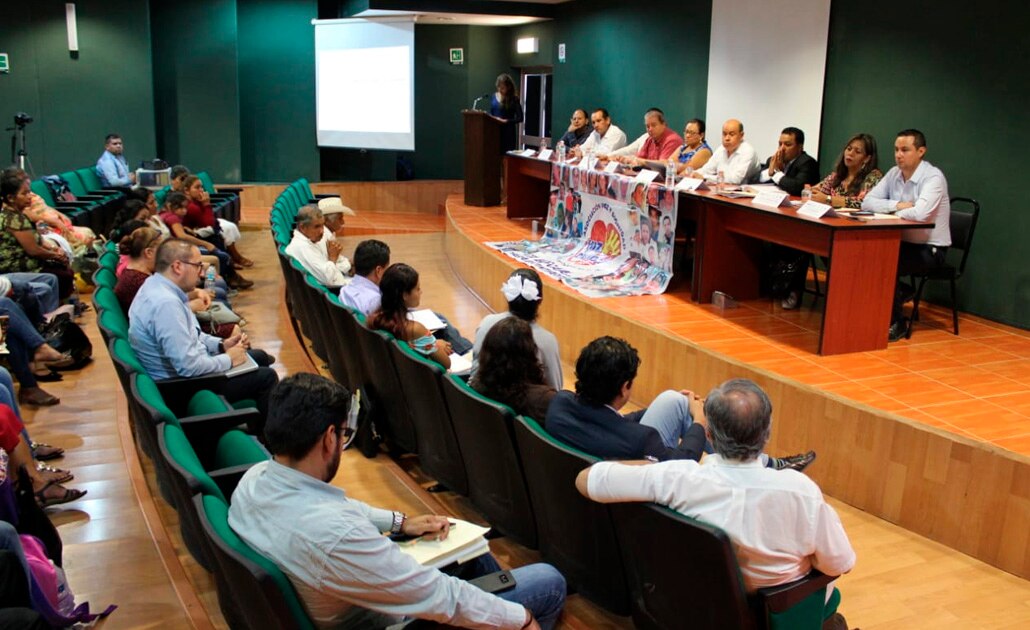 Procuraduría se reúne con familiares de desaparecidos