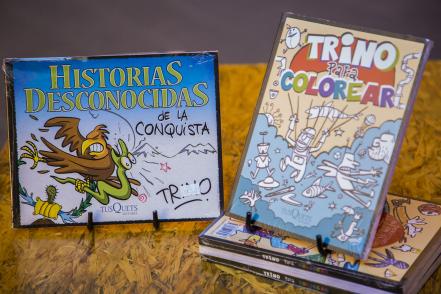 'Trino' abarrota edificio de la UASLP en su presentación