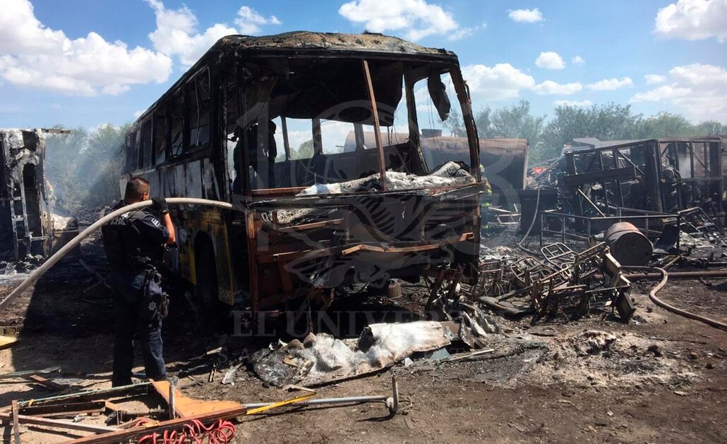 Incendio en chatarrera provoca movilización 