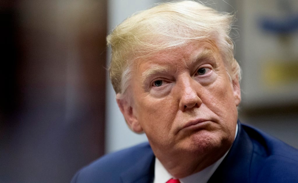 Trump cancela aumentos salariales por "restricciones presupuestarias"