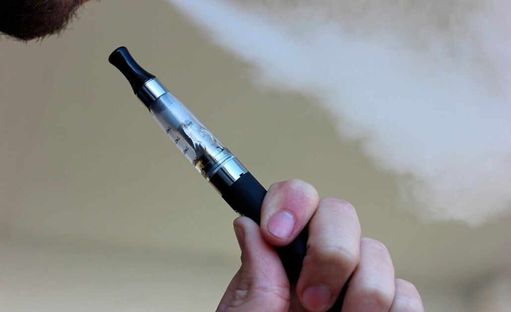 Coepris asegura 700 vapeadores y cigarrillos electrónicos