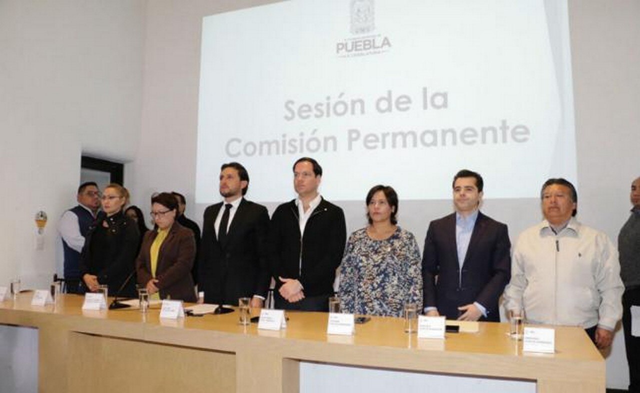  Notifican al Congreso de Puebla ausencia de la gobernadora Martha Erika