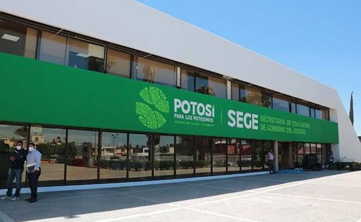 SEGE descontará sueldo a docentes de SLP que falten a clases por marcha sindical