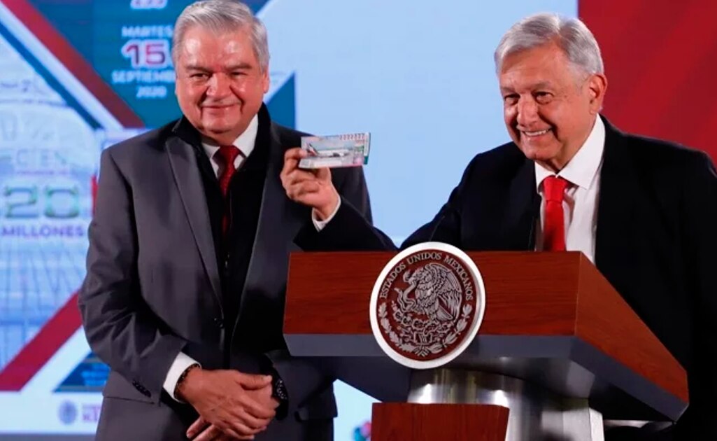 Venta de "cachitos" para avión presidencial inicia el día del paro de mujeres