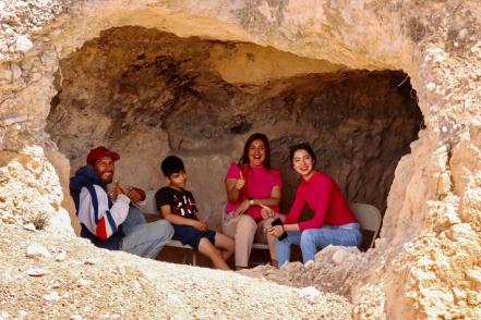 “Mon”, el habitante de una cueva en Cedral recibirá un espacio digno para vivir en SLP